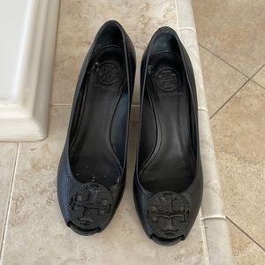 Black Tory Burch leather wedge size 7.5